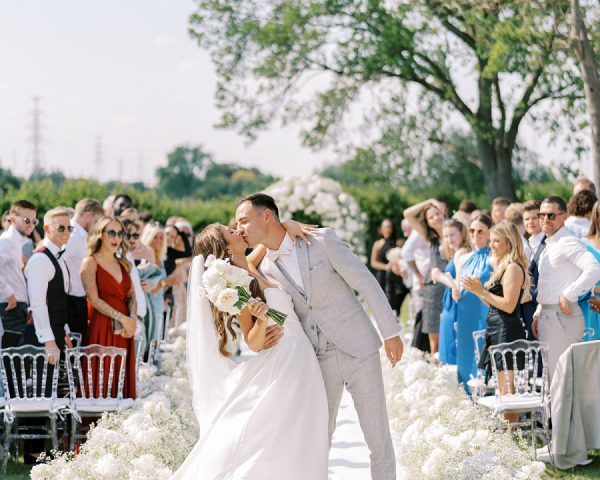 Making Baby’s Breath Look Sophisticated at This Black & White Affair