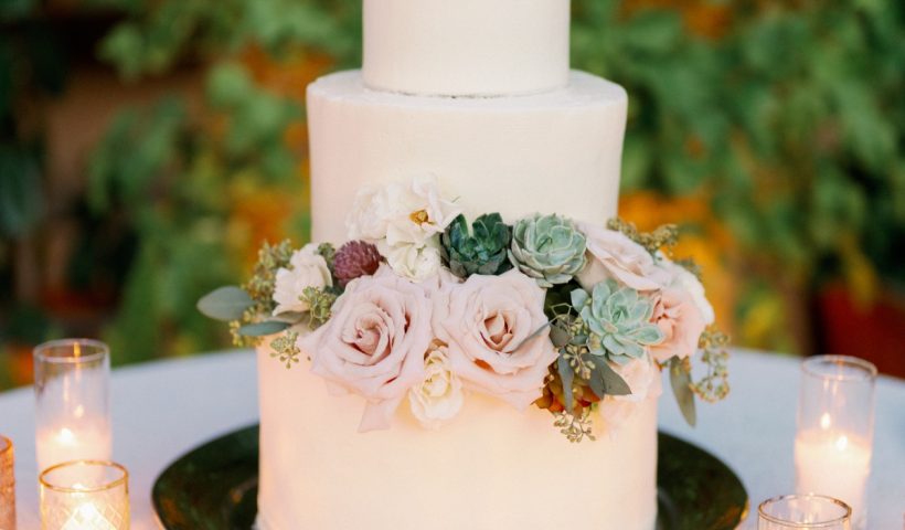Romantic blush wedding with a sense of humor in the Arizona desert