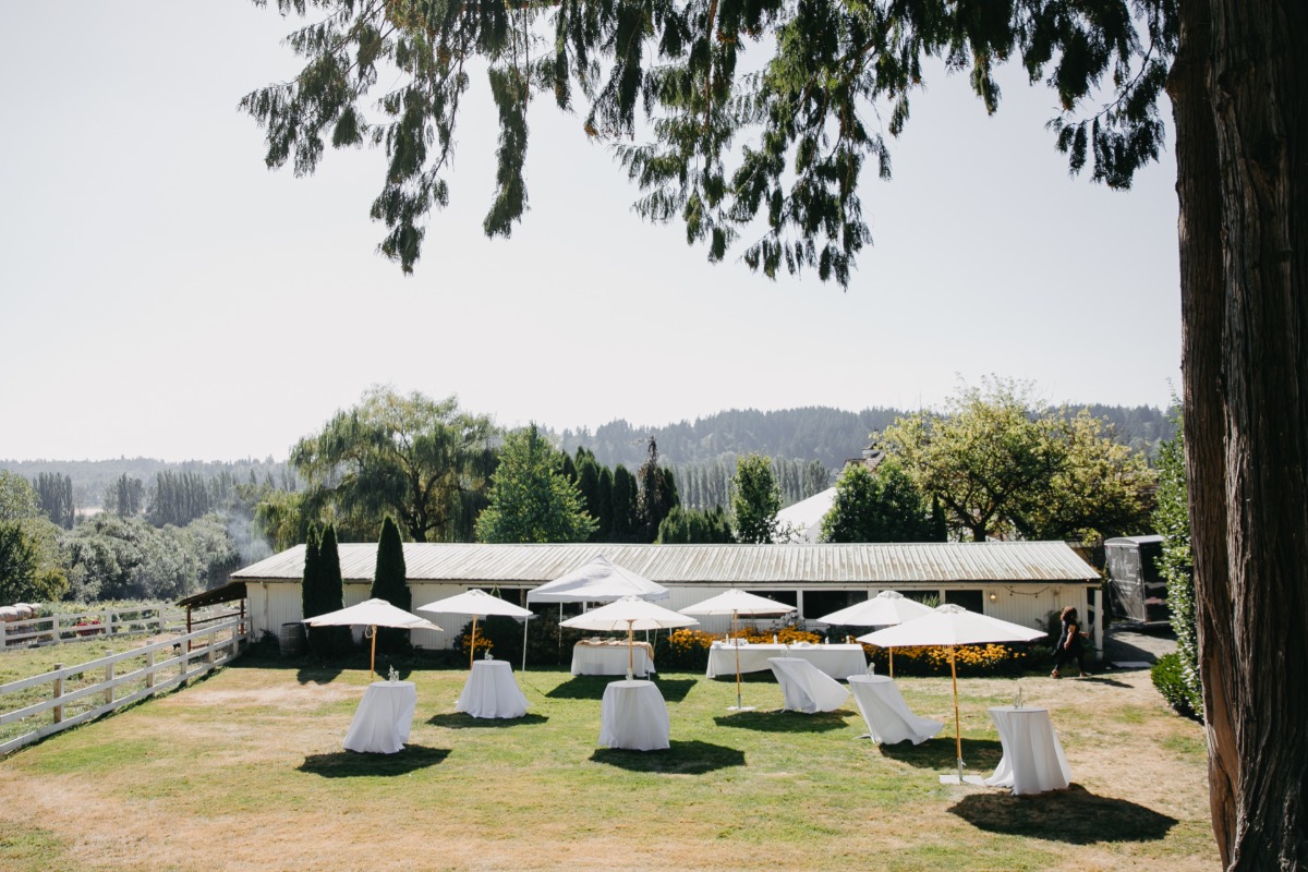 outdoor cocktail hour umbrellas