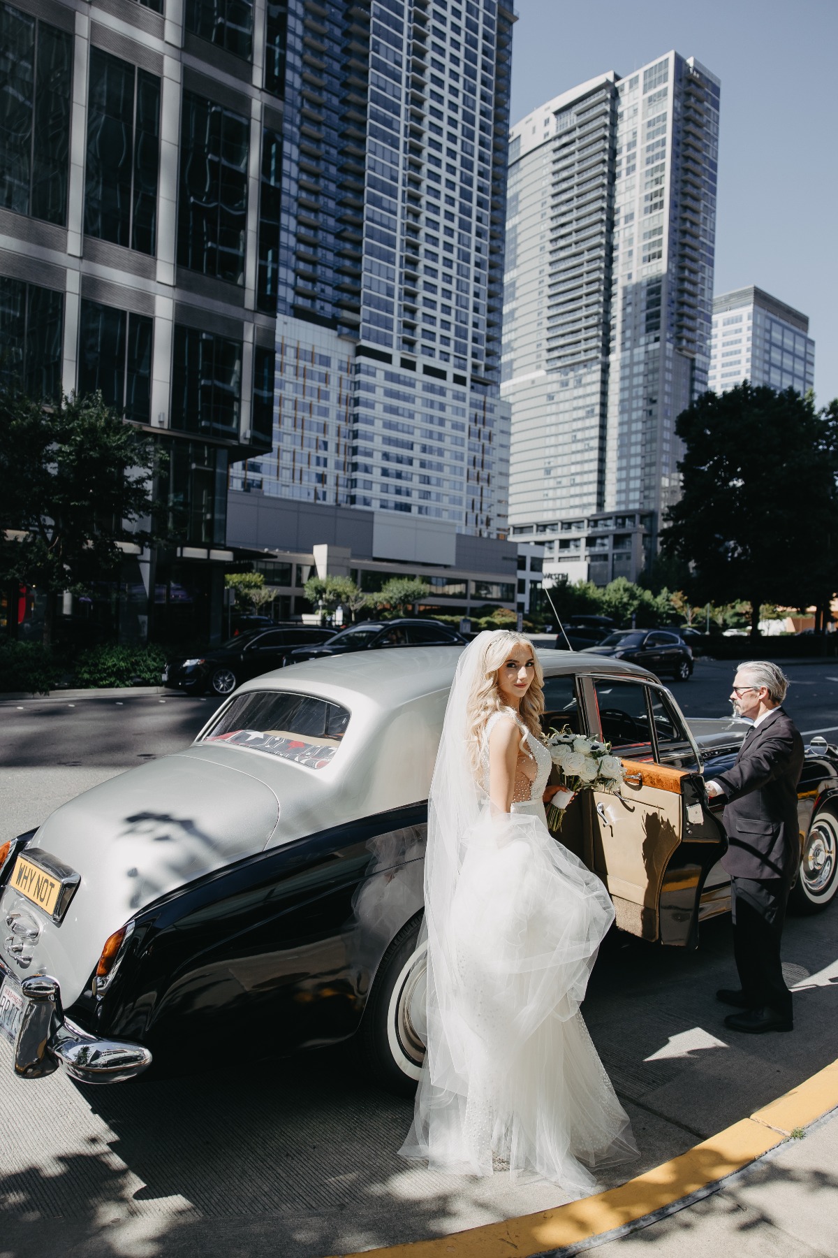 vintage wedding car