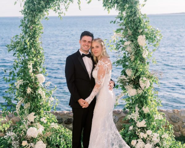 You’ll Love The Neutral And Earthy Green Colors At This Coastal New England Wedding