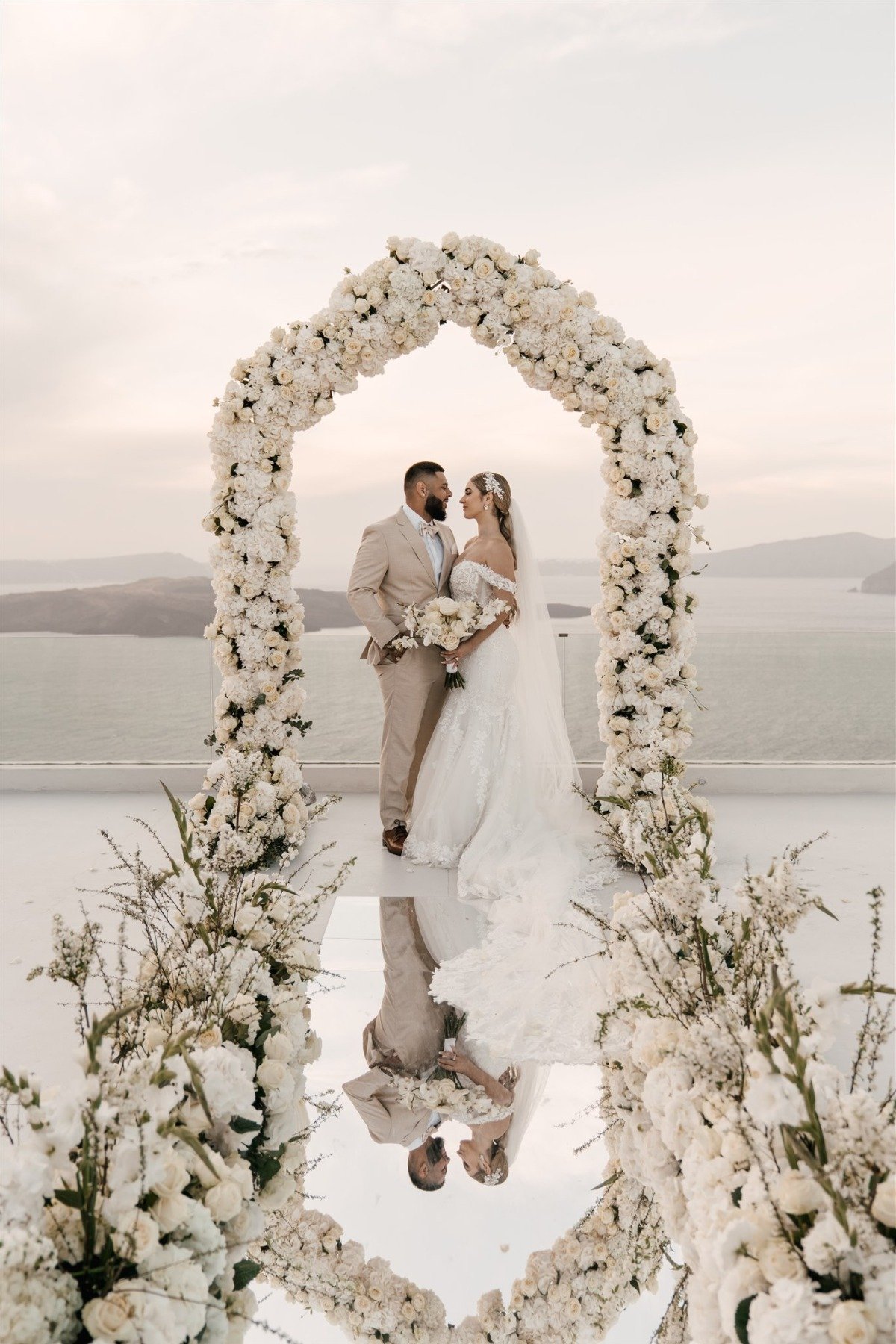 all-white wedding flowers