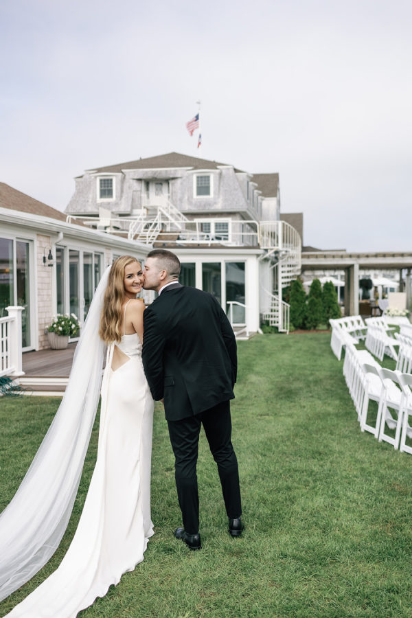 The Simplicity of a Coastal Chic Wedding on Cape Cod