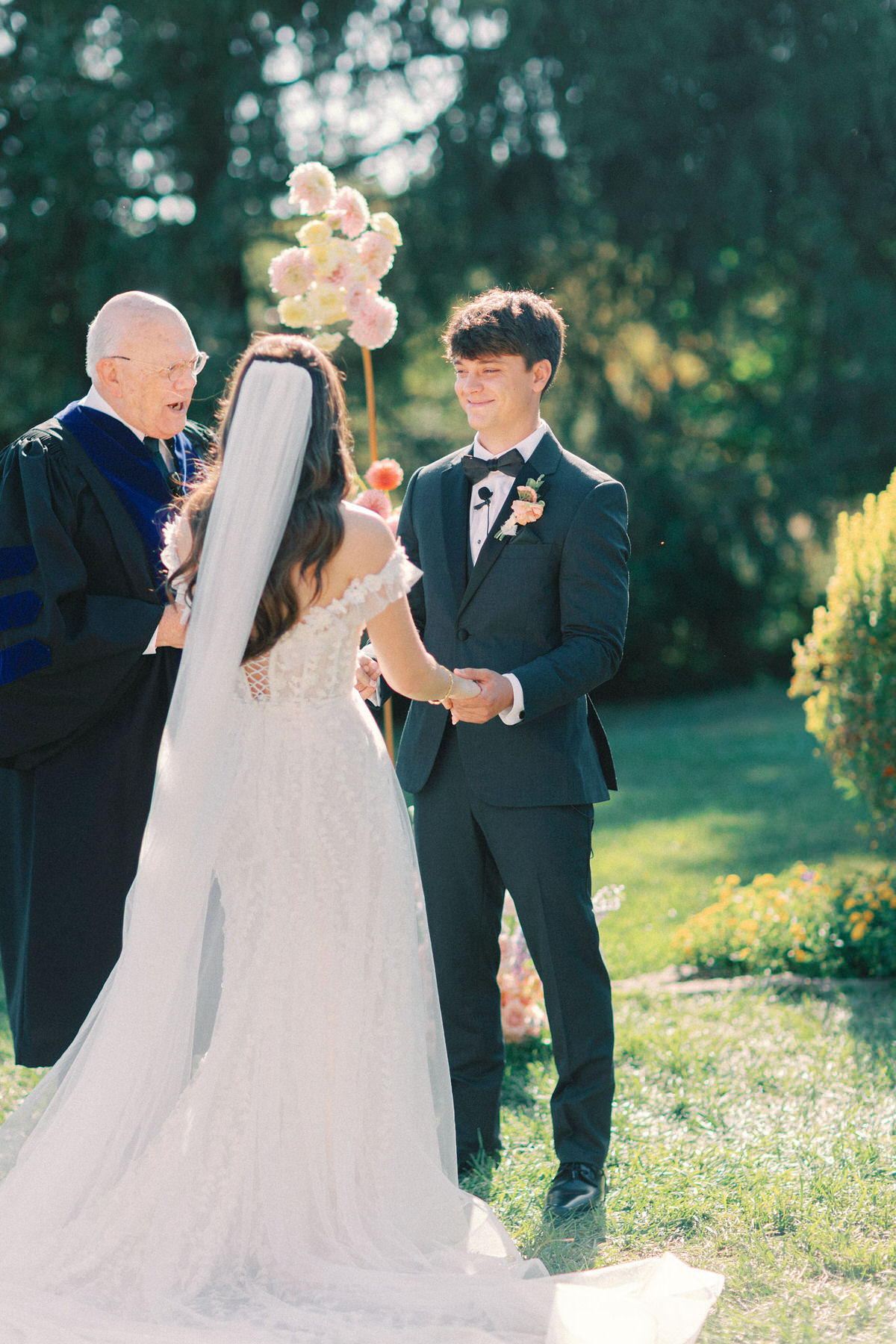 early spring wedding in Ohio