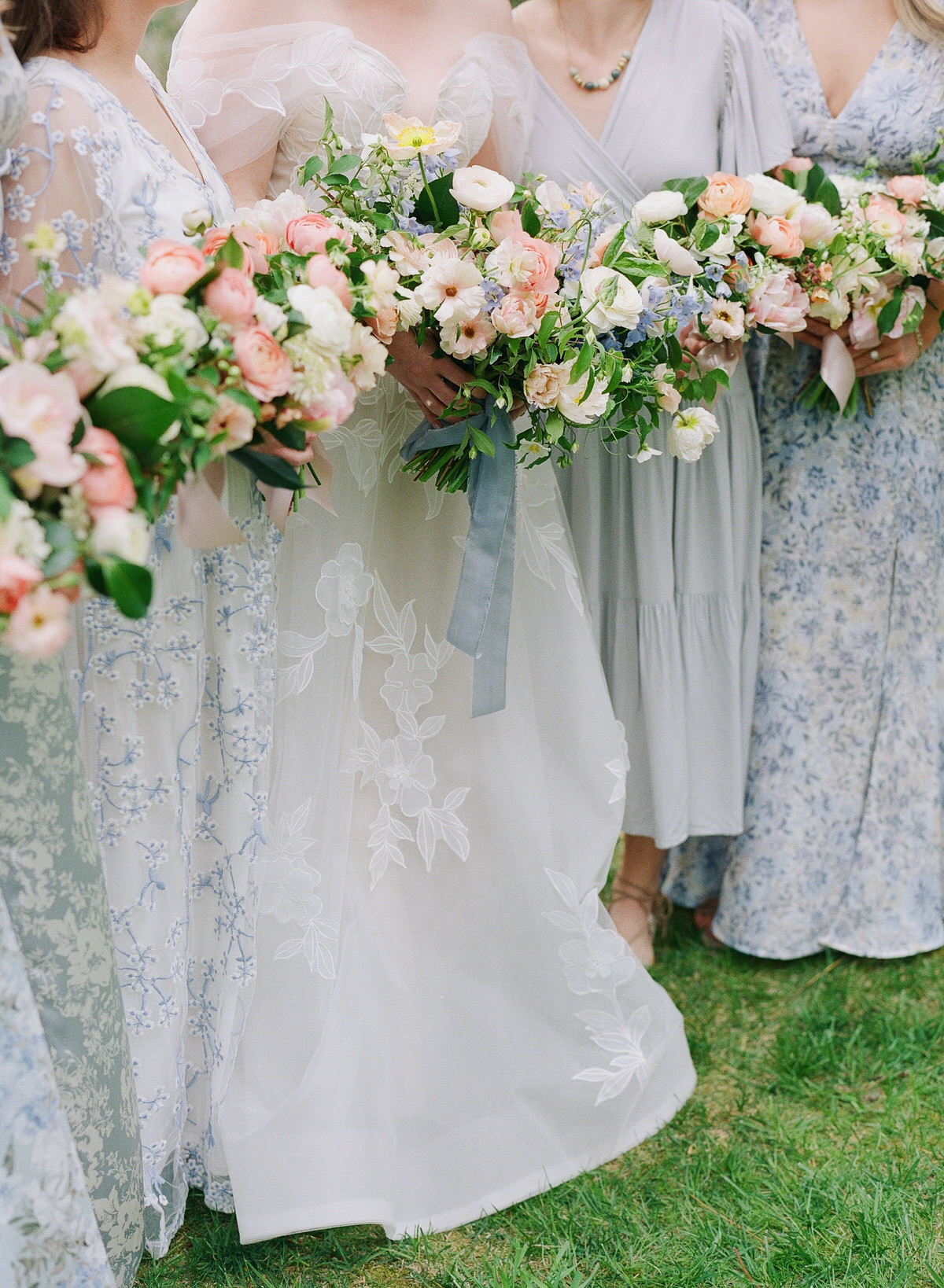 chic spring wedding