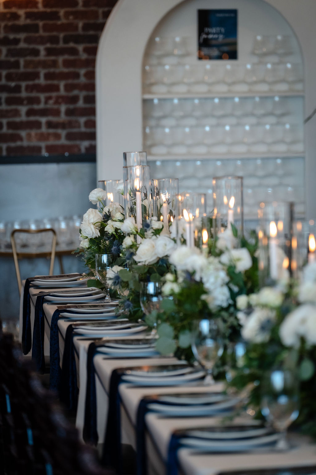 white and navy wedding inspiration at Havasu springs