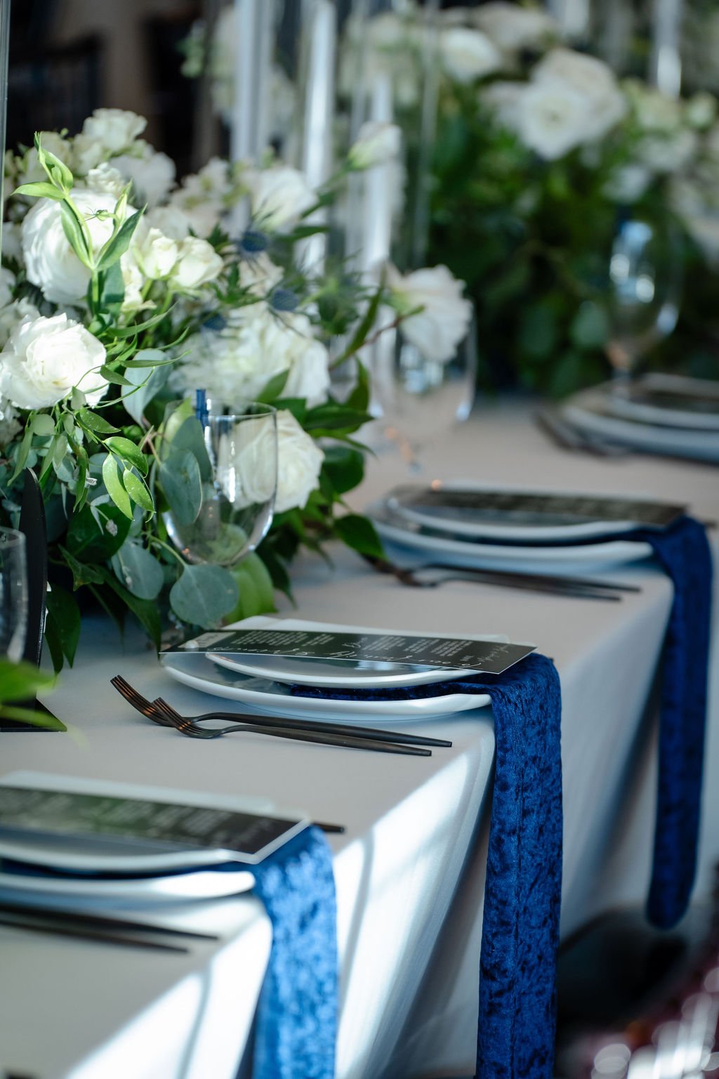 white rose centerpieces at Havasu springs