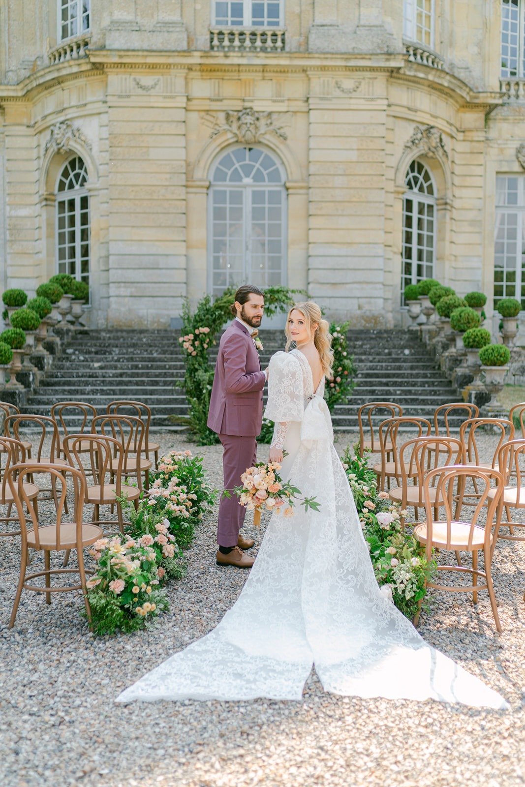 wedding dress train with bow