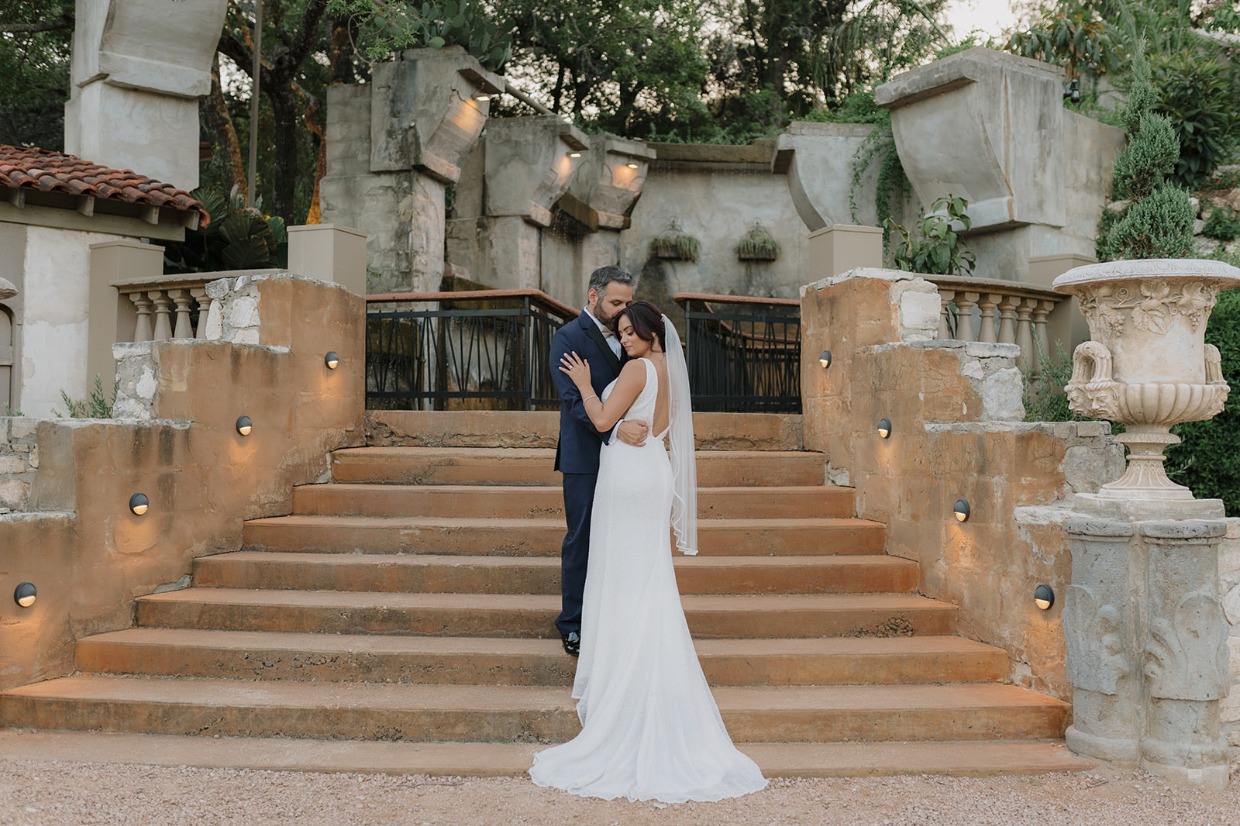 real wedding at villa antonia by vintage steps