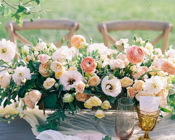 Maui Wedding in Stunning Hawaii Citrus Colors