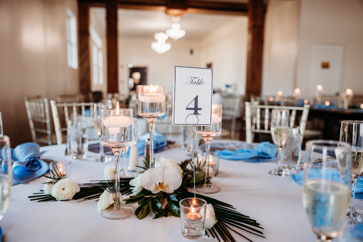 sky blue wedding decor