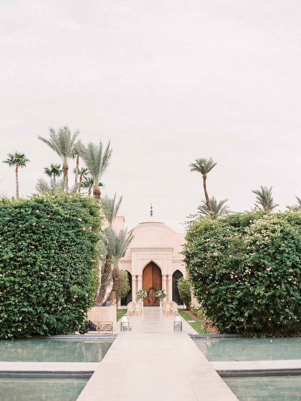 poolside wedding ceremony