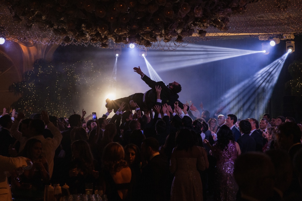 wedding crowdsurfing