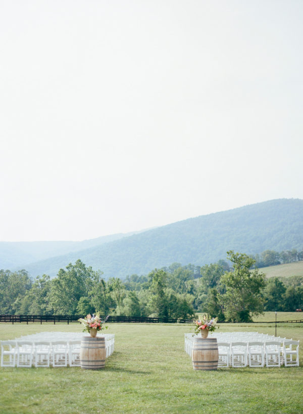 Seriously Chic Springtime Wedding In The Virginia Countryside