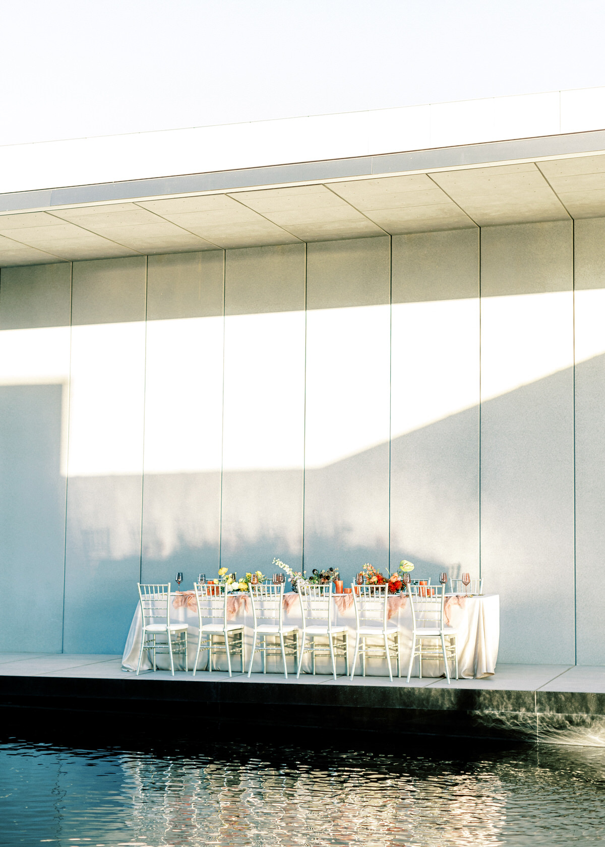 outdoor wedding reception at the Hall of Lights