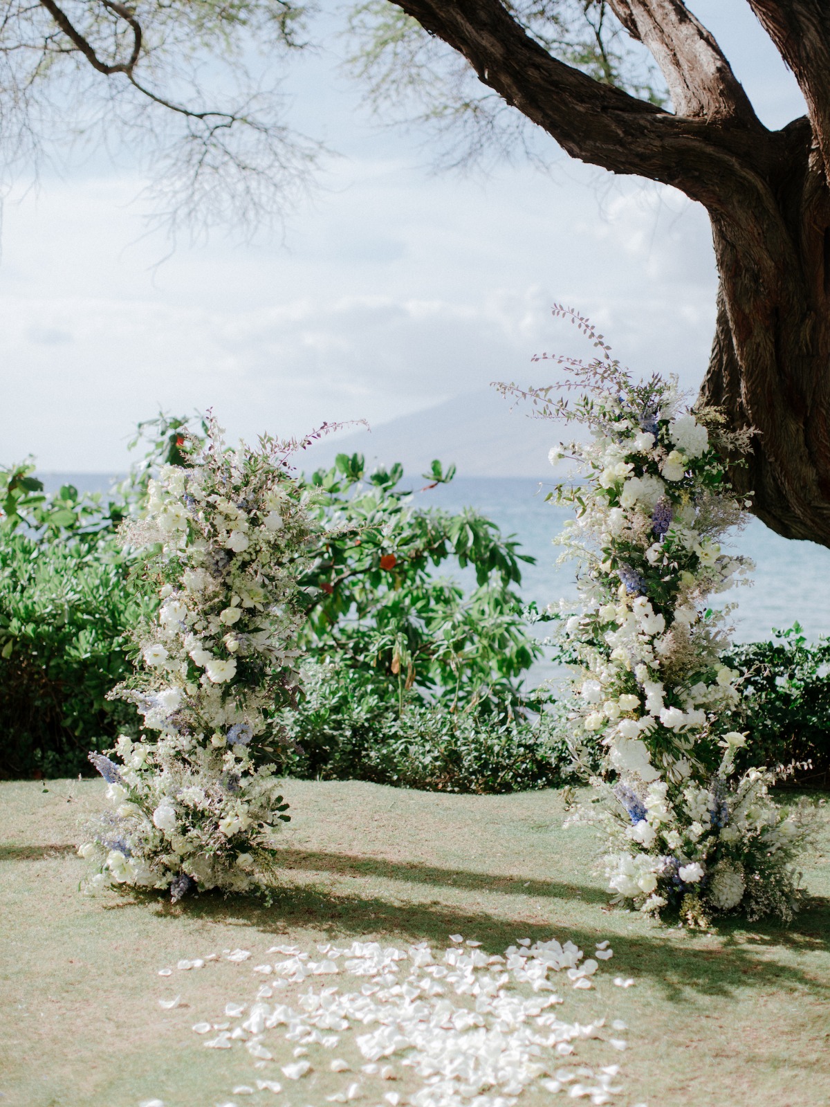 blue and white floral towers