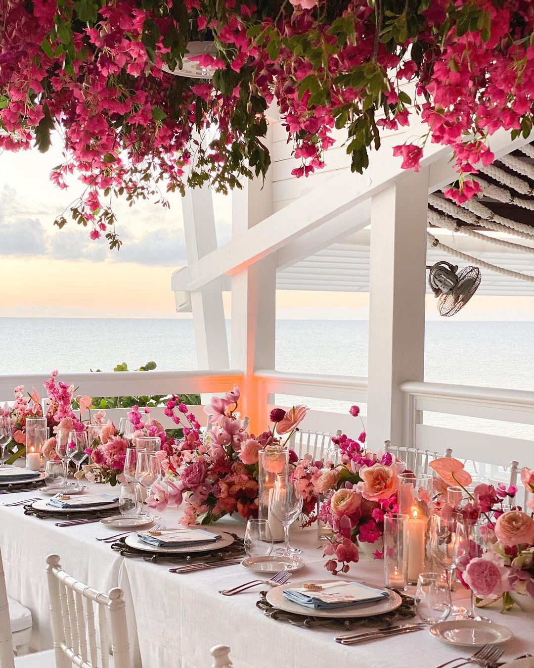 Bold Summer Tablescapes Color Loving Couples