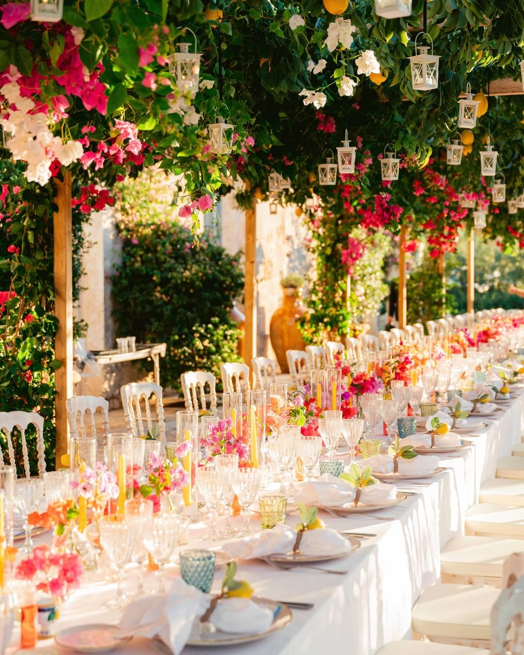 Bold Summer Tablescapes Color Loving Couples