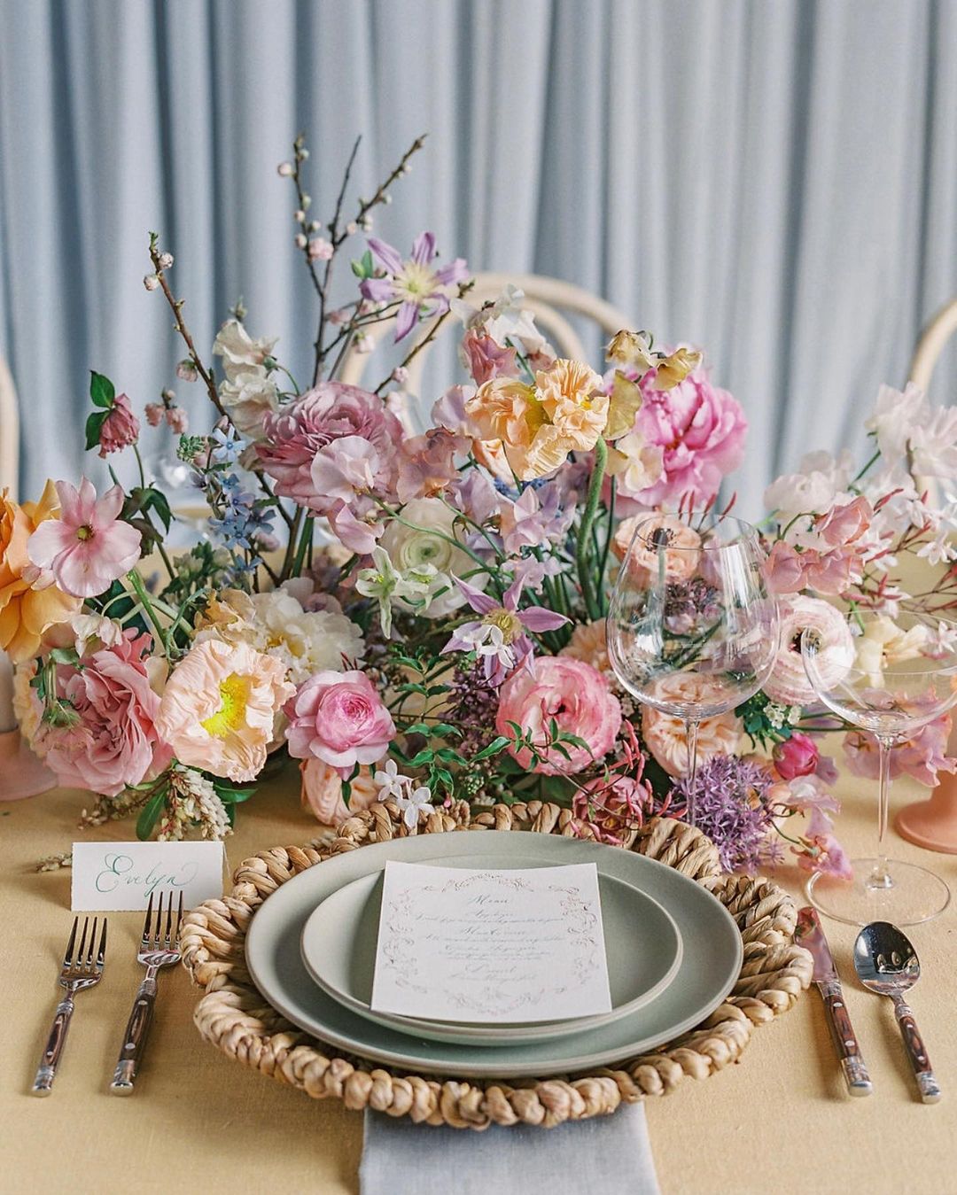 Bold Summer Tablescapes Color Loving Couples