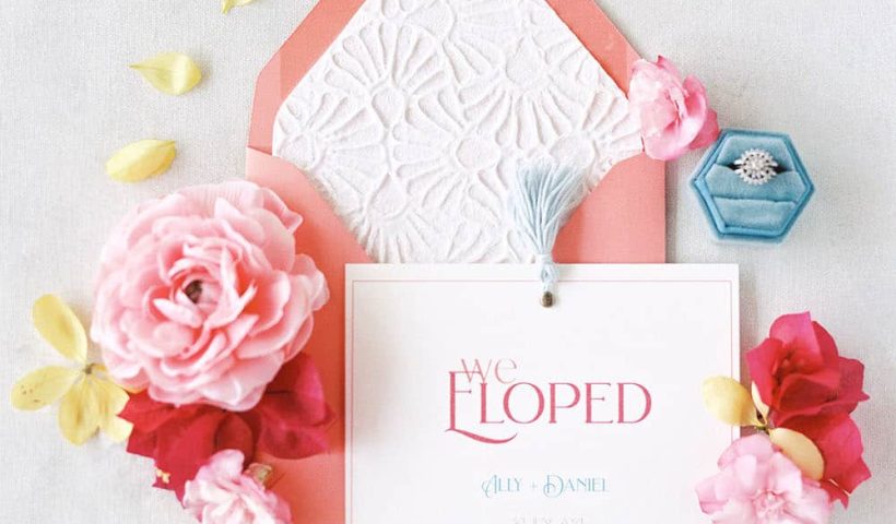 A Los Cabos Vow Renewal with Pretty Pops of Fuchsia and Breezy Blue