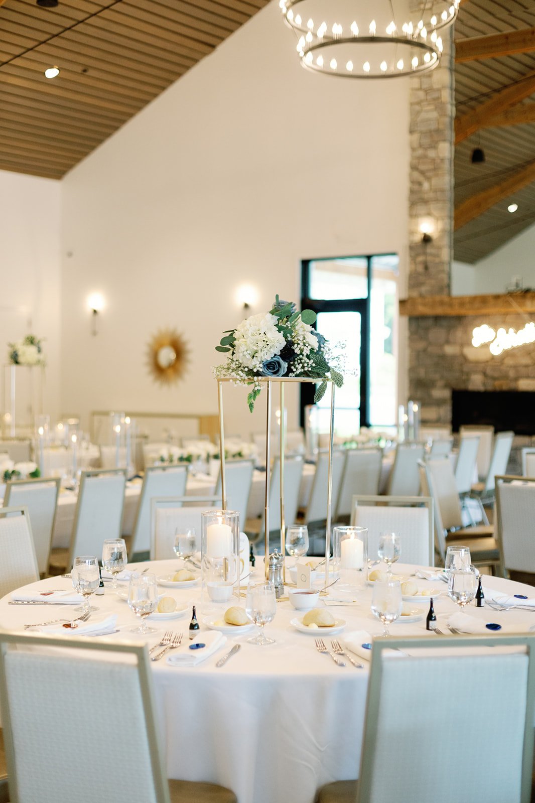 tall white hydrangea centerpieces