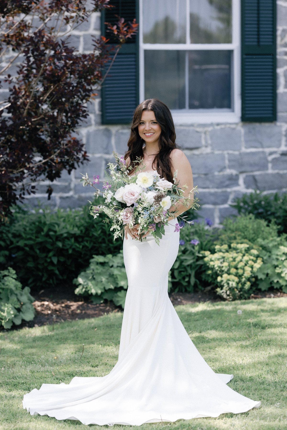 minimalist mermaid wedding dress