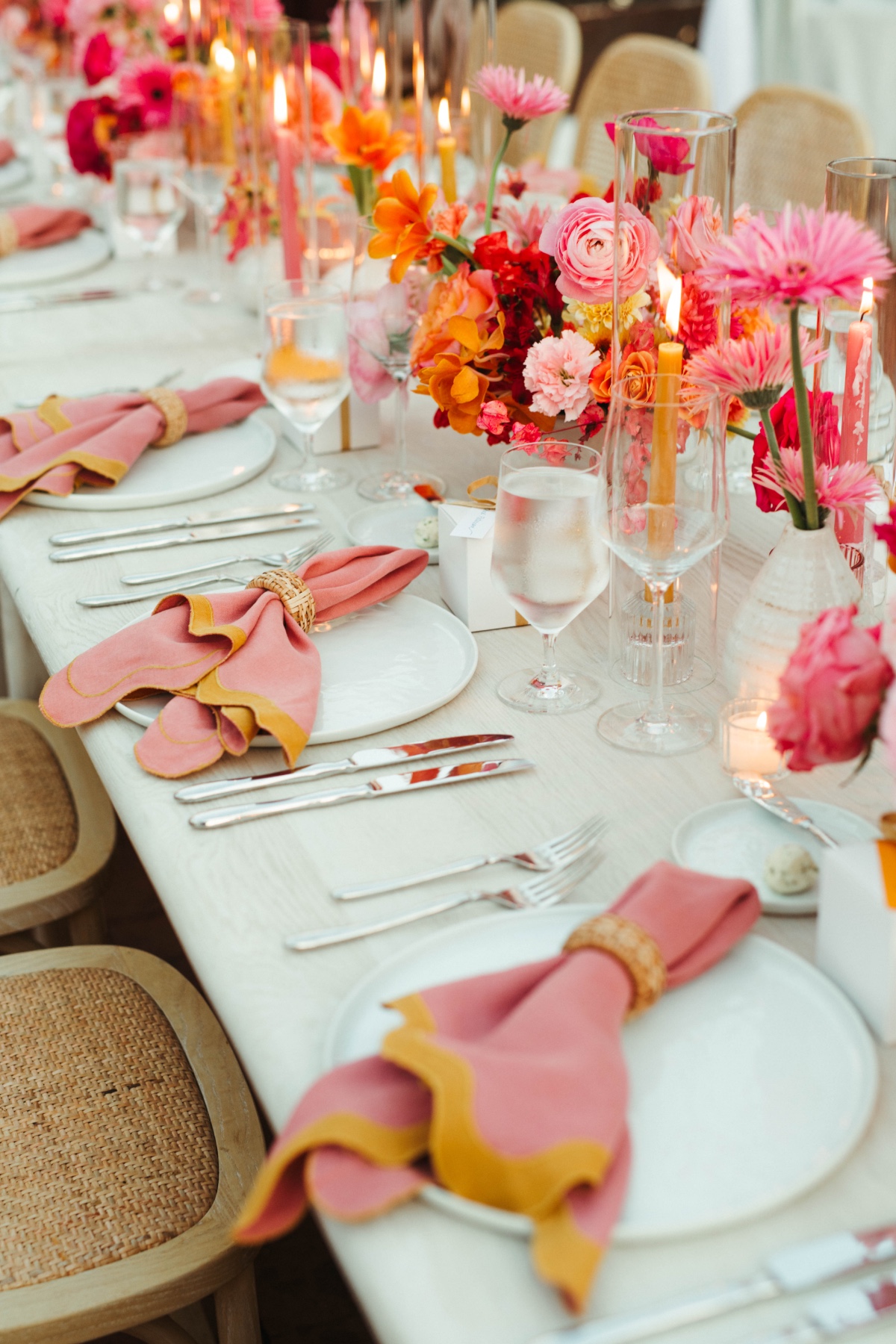 70's inspired wedding table