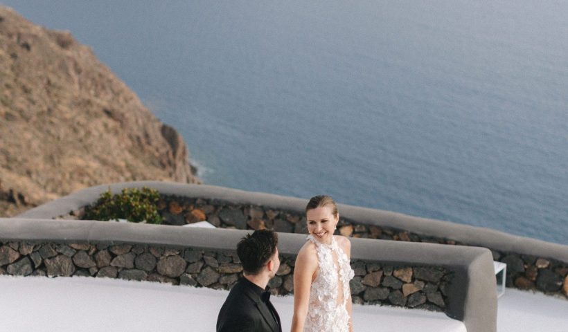 Misty cliffside wedding inspiration in santorini greece