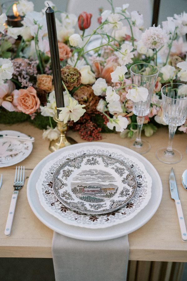 Wedding Inspiration That Celebrates Going Deeper With Color