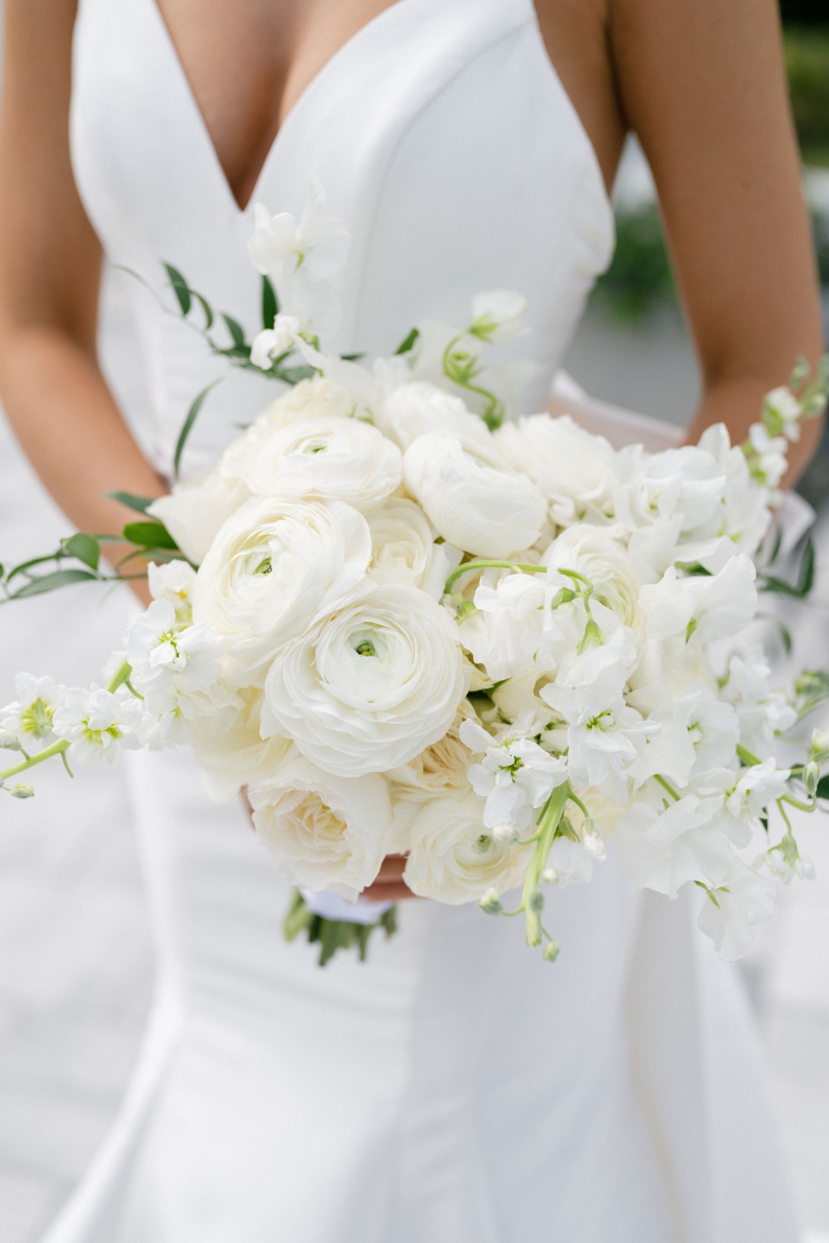 Absolutely every detail was black and white at this Florida wedding