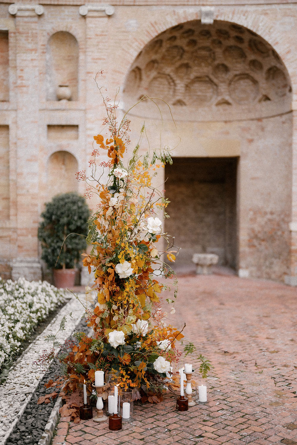 Autumn Wedding Inspiration Italian Palazzo