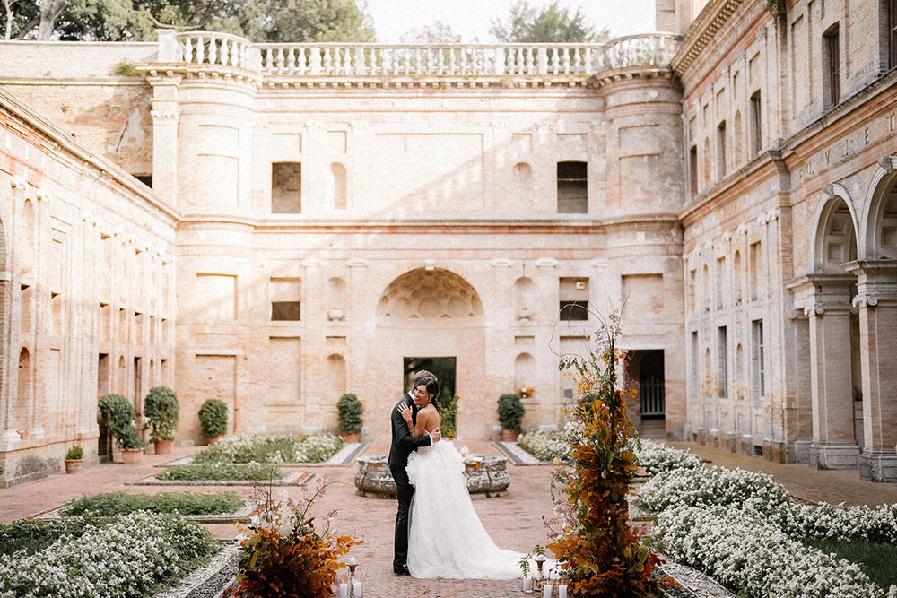 Autumn Wedding Inspiration Italian Palazzo