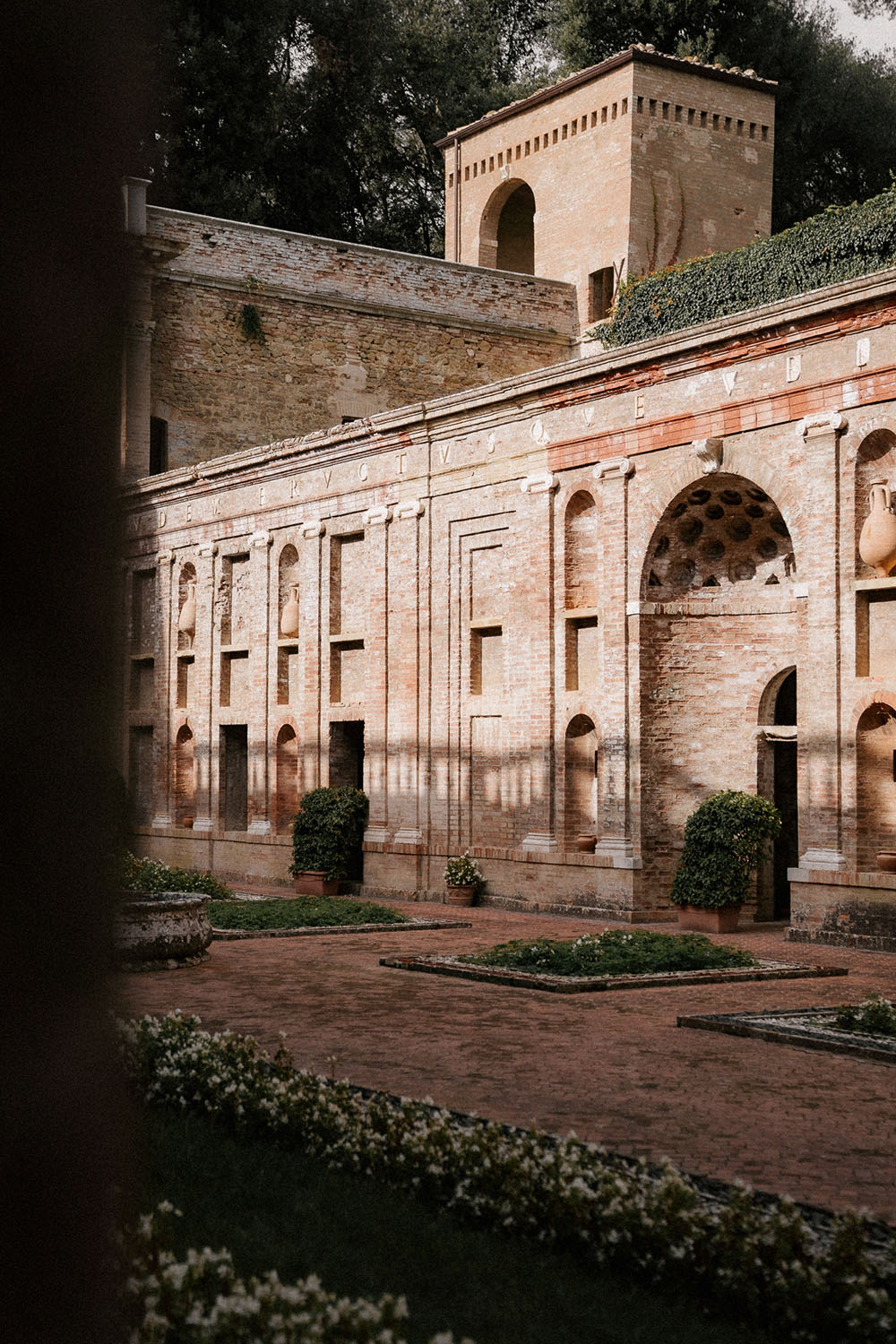 Autumn Wedding Inspiration Italian Palazzo