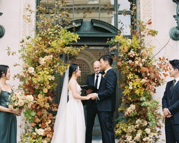 Autumnal Wedding with Modern and Traditional Korean Elements