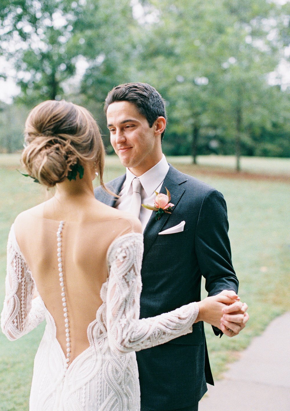 groom seeing his bride for the first time