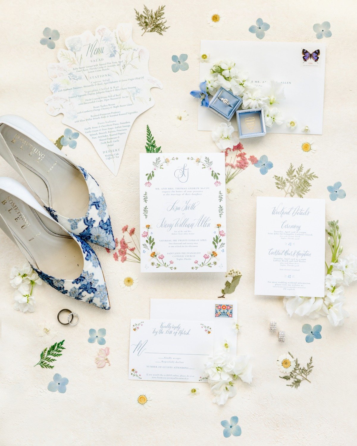 blue and white wedding ideas with pressed flowers