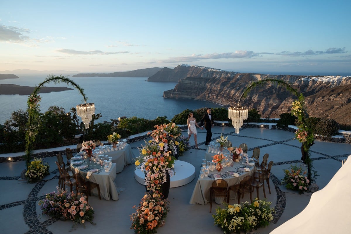 wedding reception ideas in santorini