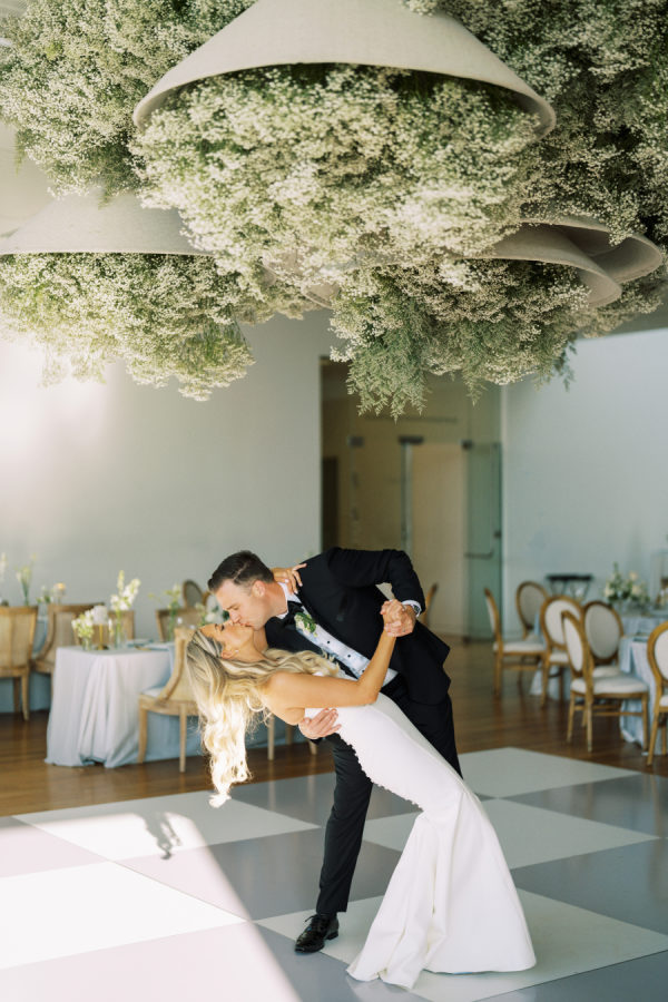 A Modern Ice Blue and Gray Wedding at Columbus Museum of Art