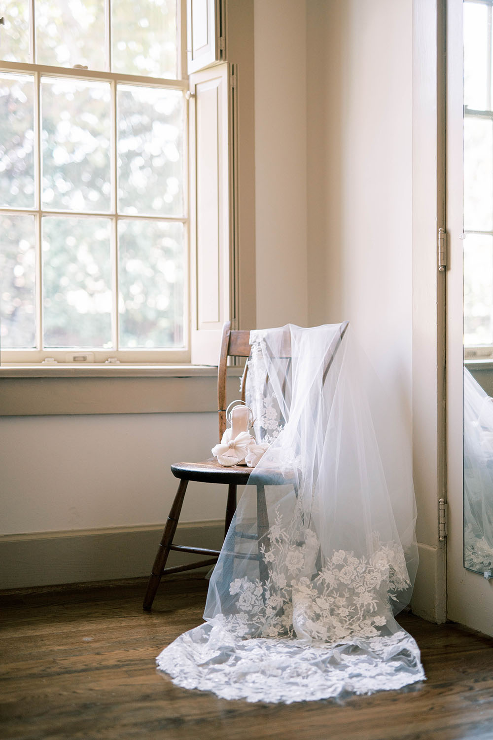 A Multicultural Wedding With Blue And White Hydrangeas