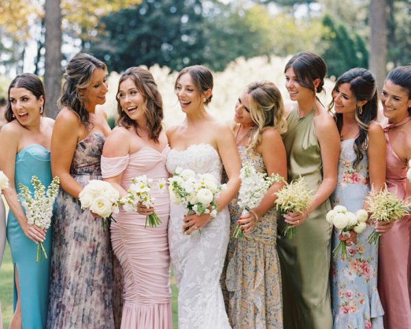 An Elegant Lakeside Wedding Weekend With an Early Autumn Palette