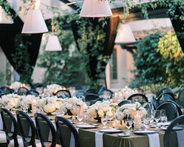 A Backyard Wedding in LA With Hollywood Regency Style