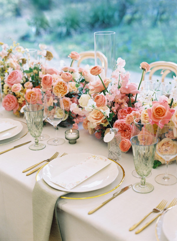 A Mediterranean-Inspired Wedding in Central Texas Bursting With Color