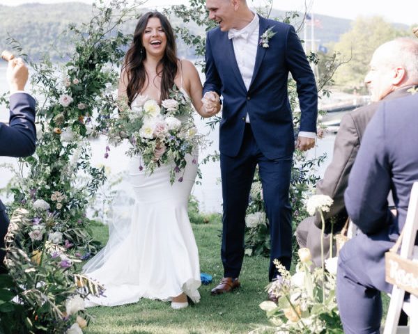 A Rom-Com Worthy Spring Wedding in Vermont at Basin Harbor Club