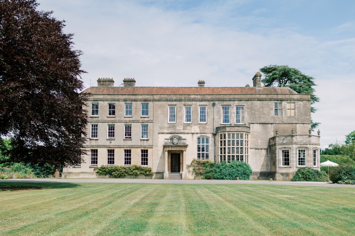 wedding venue in the cotswolds