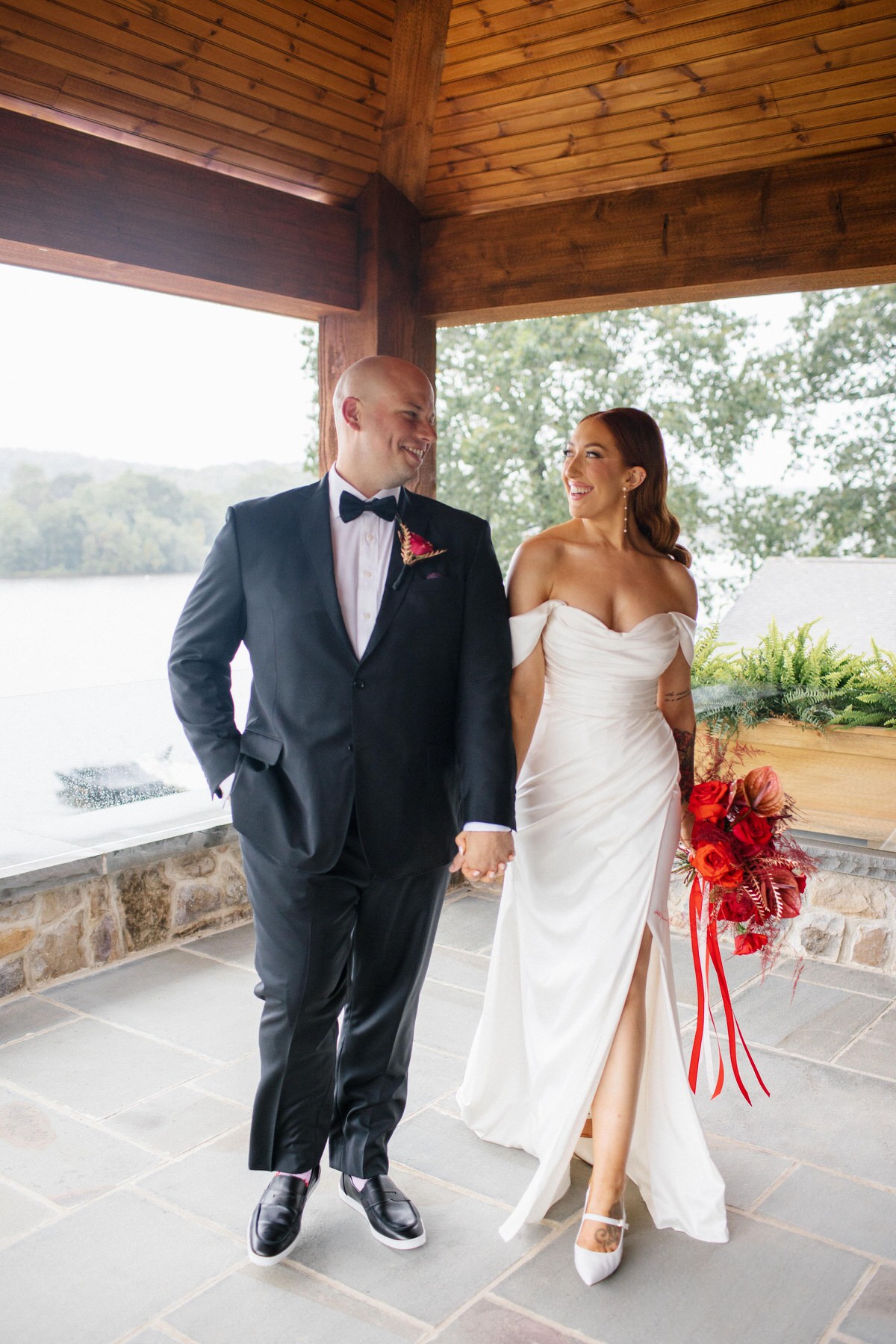 winter wedding in red