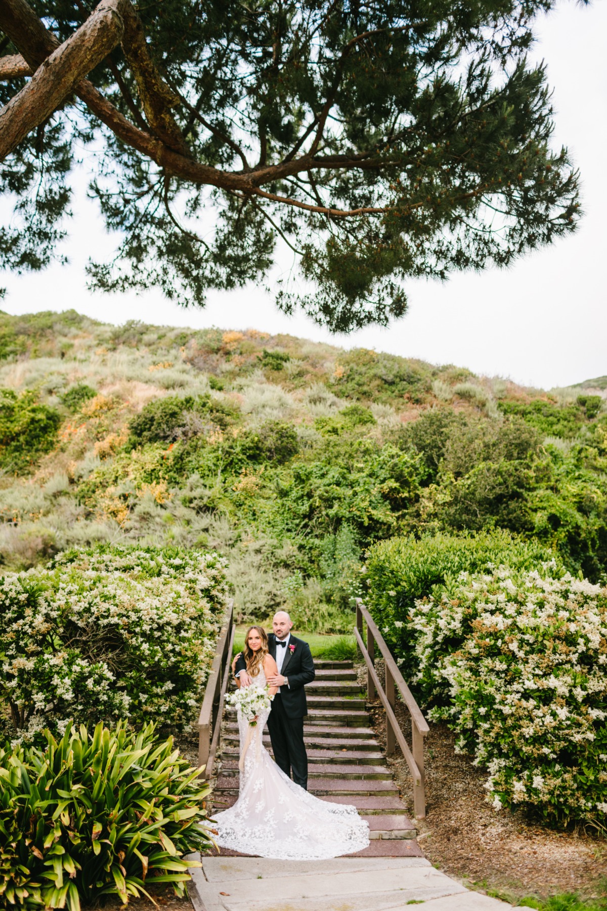 outdoor wedding in california portrait ideas