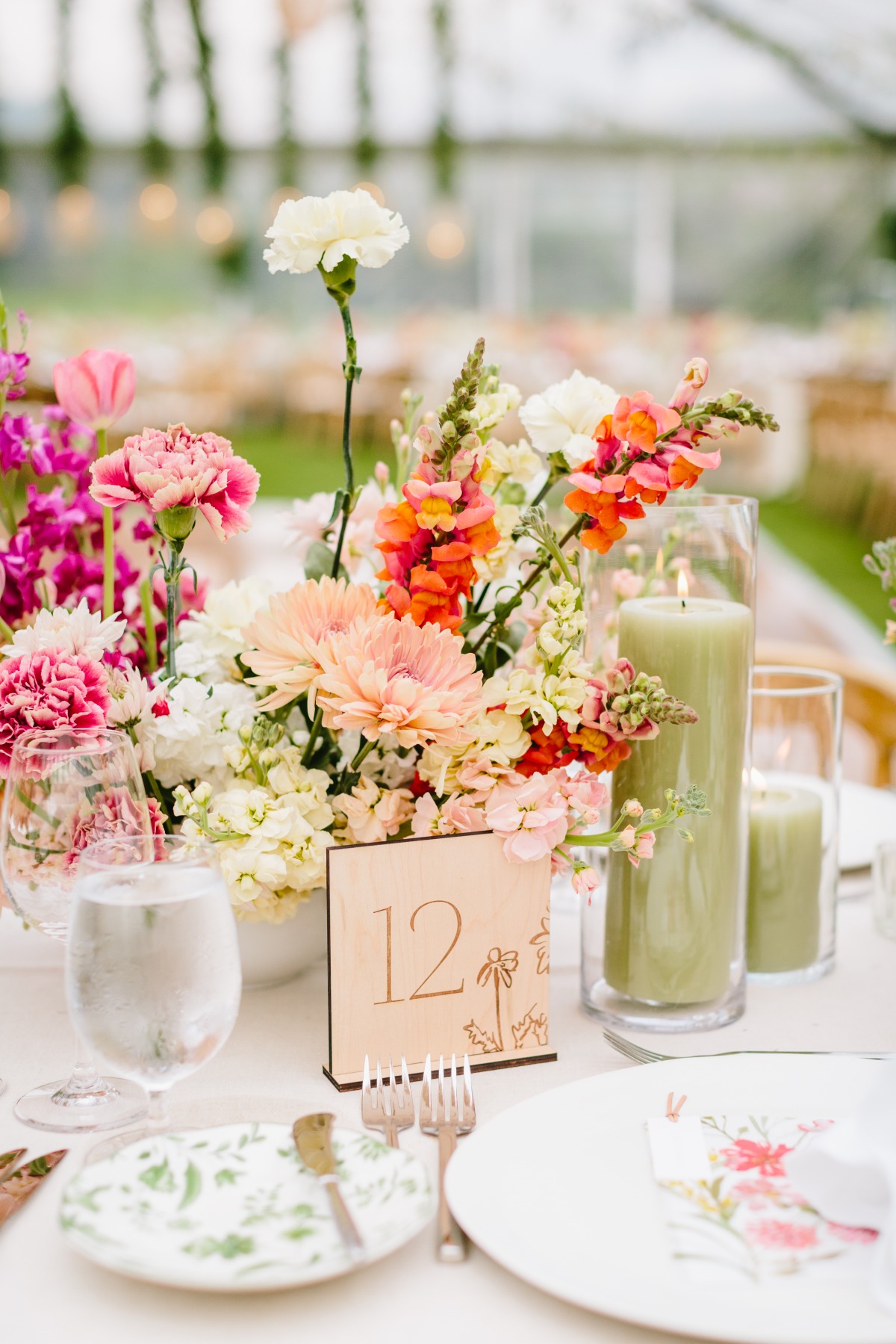 pink peach and orange wedding flowers