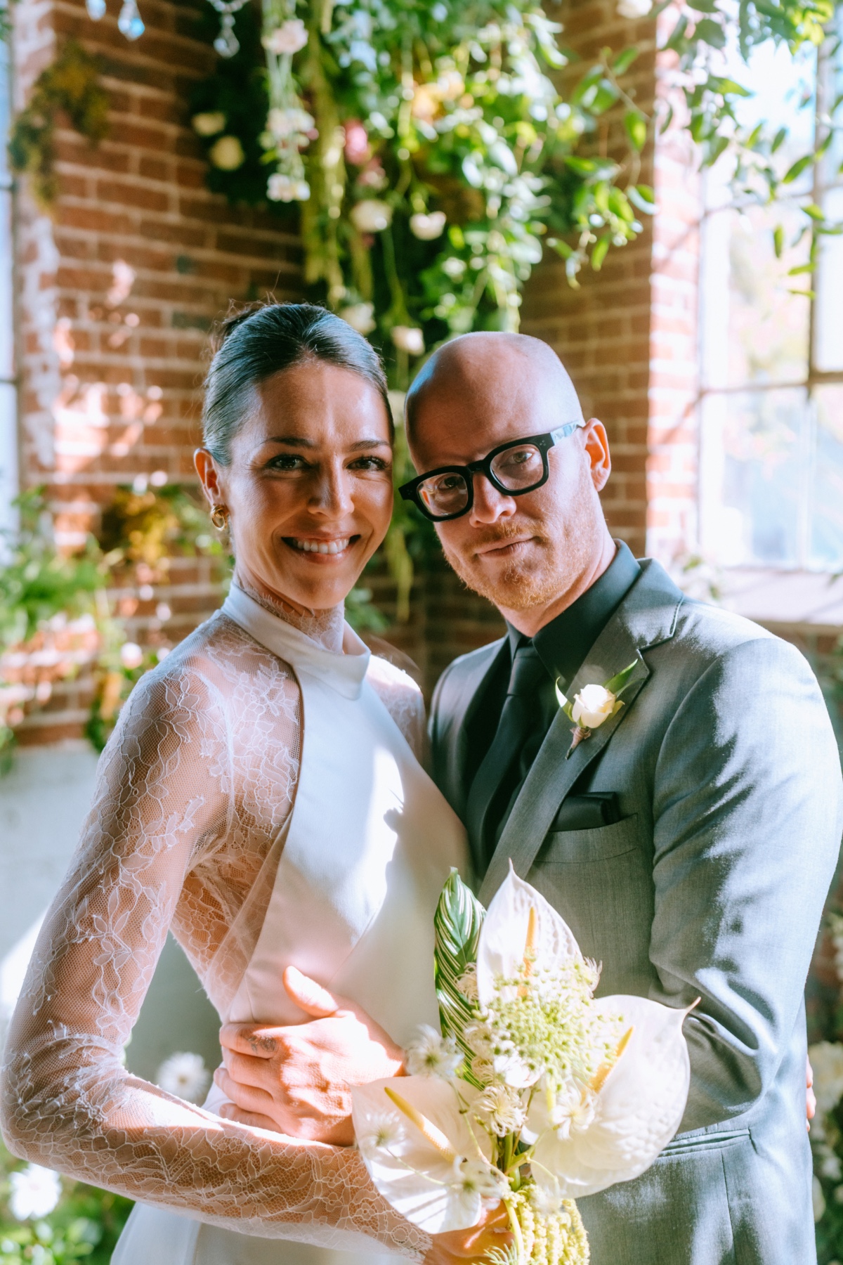 long sleeve lace wedding dress