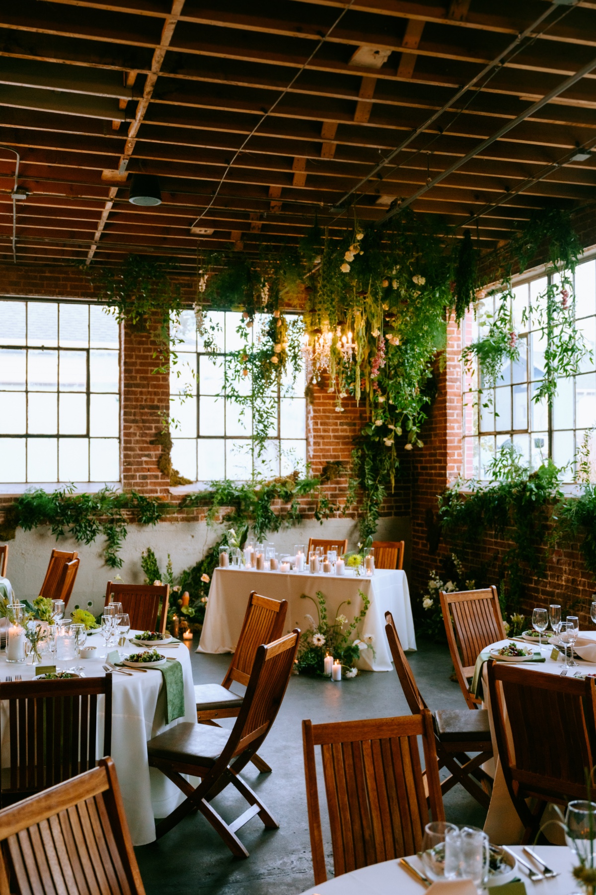 green wedding reception ideas