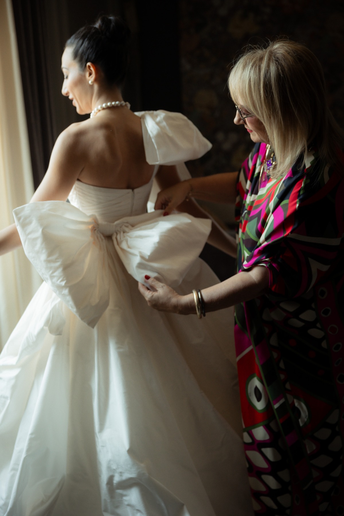 large bow wedding dress